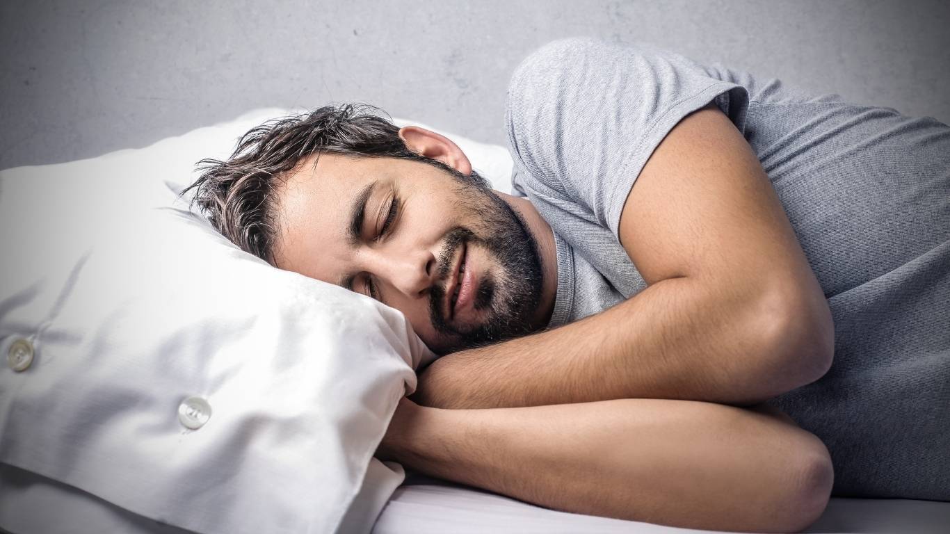 is-it-bad-to-sleep-in-a-room-with-mold.jpg